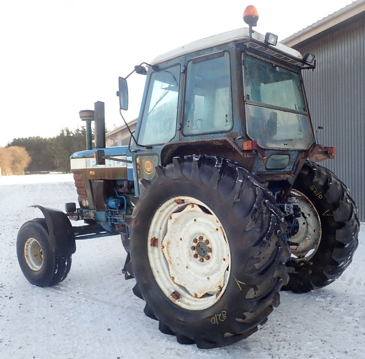 Traktor des Typs Ford 8210, Gebrauchtmaschine in Viborg (Bild 10)