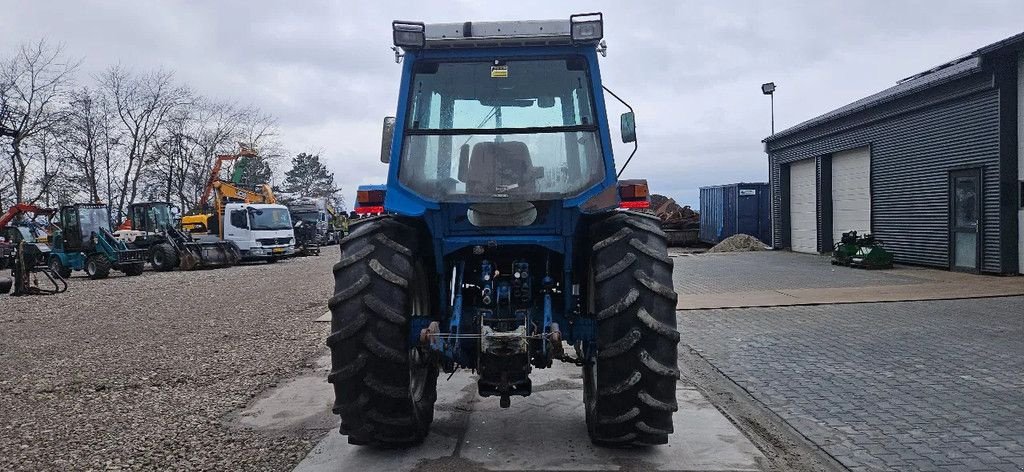 Traktor типа Ford 8210, Gebrauchtmaschine в Scharsterbrug (Фотография 3)