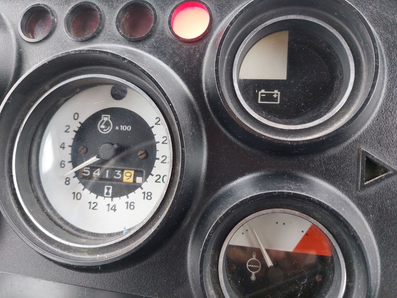 Traktor tip Ford 8210, Gebrauchtmaschine in Ouderkerk aan den IJssel (Poză 9)