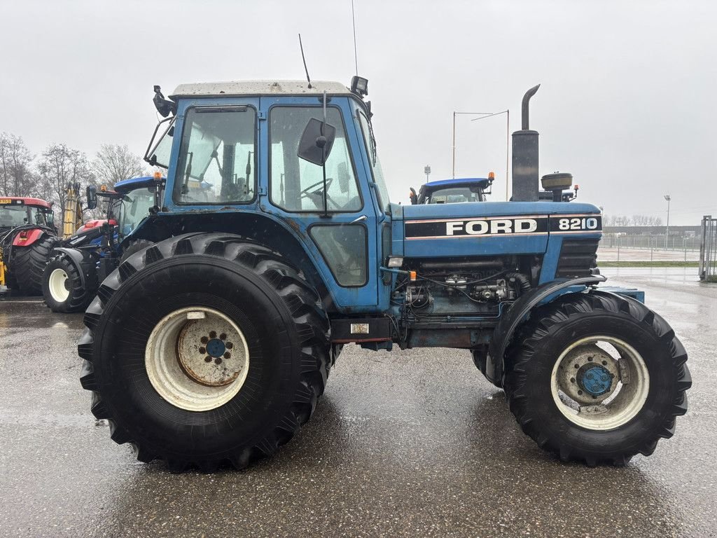 Traktor типа Ford 8210, Gebrauchtmaschine в Heerenveen (Фотография 2)