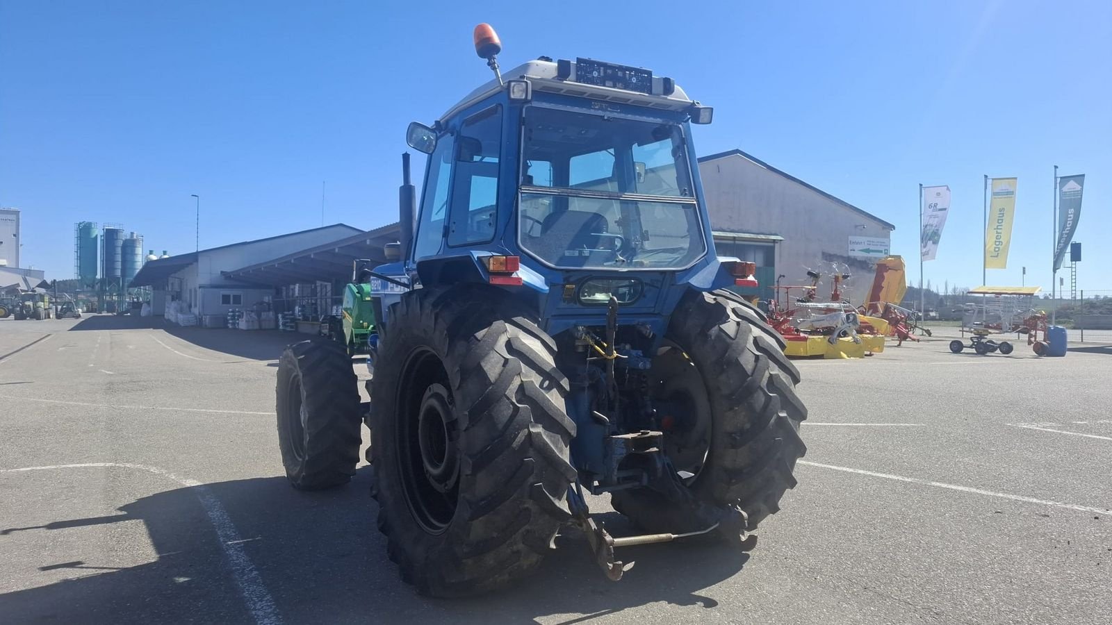 Traktor типа Ford 8210, Gebrauchtmaschine в Gundertshausen (Фотография 7)