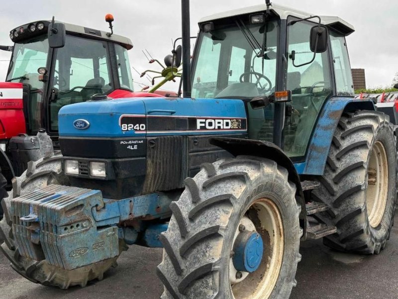 Traktor des Typs Ford 8240 SLE Powerstar, Gebrauchtmaschine in Bant (Bild 1)