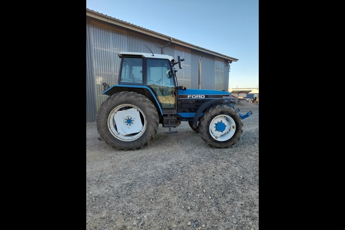 Traktor typu Ford 8240, Gebrauchtmaschine v Viborg (Obrázek 4)