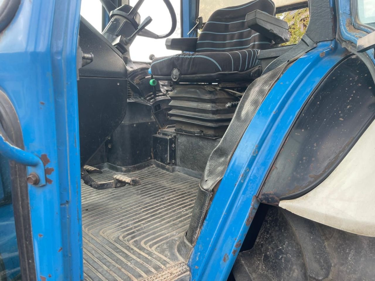 Traktor типа Ford 8630, Gebrauchtmaschine в De Mortel (Фотография 10)