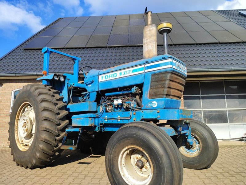Ford 8700, Gebrauchtmaschine, Betriebsstunden / Hektar: 4365 (Bild 1) Traktor des Typs Ford 8700, Gebrauchtmaschine in Rouveen (Bild 1)