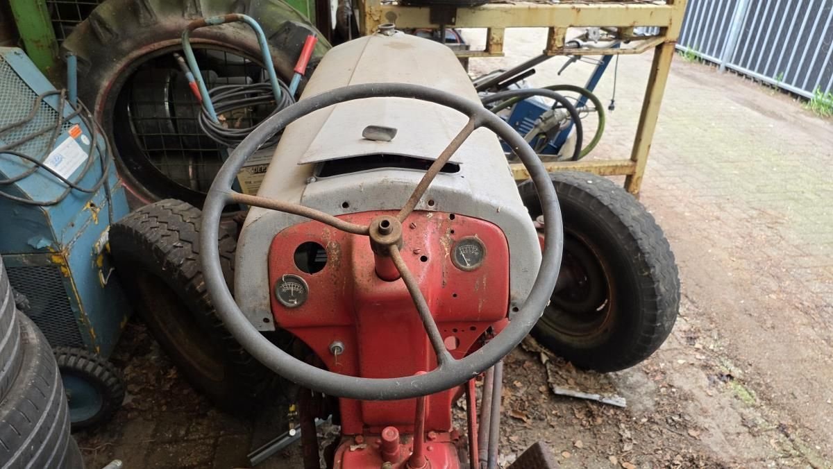 Traktor typu Ford 8N, Gebrauchtmaschine w Deurne (Zdjęcie 6)