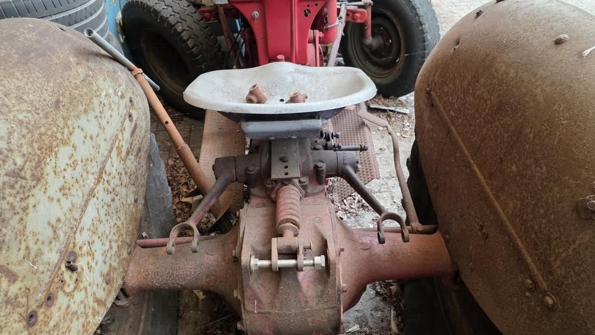 Traktor typu Ford 8N, Gebrauchtmaschine w Deurne (Zdjęcie 5)