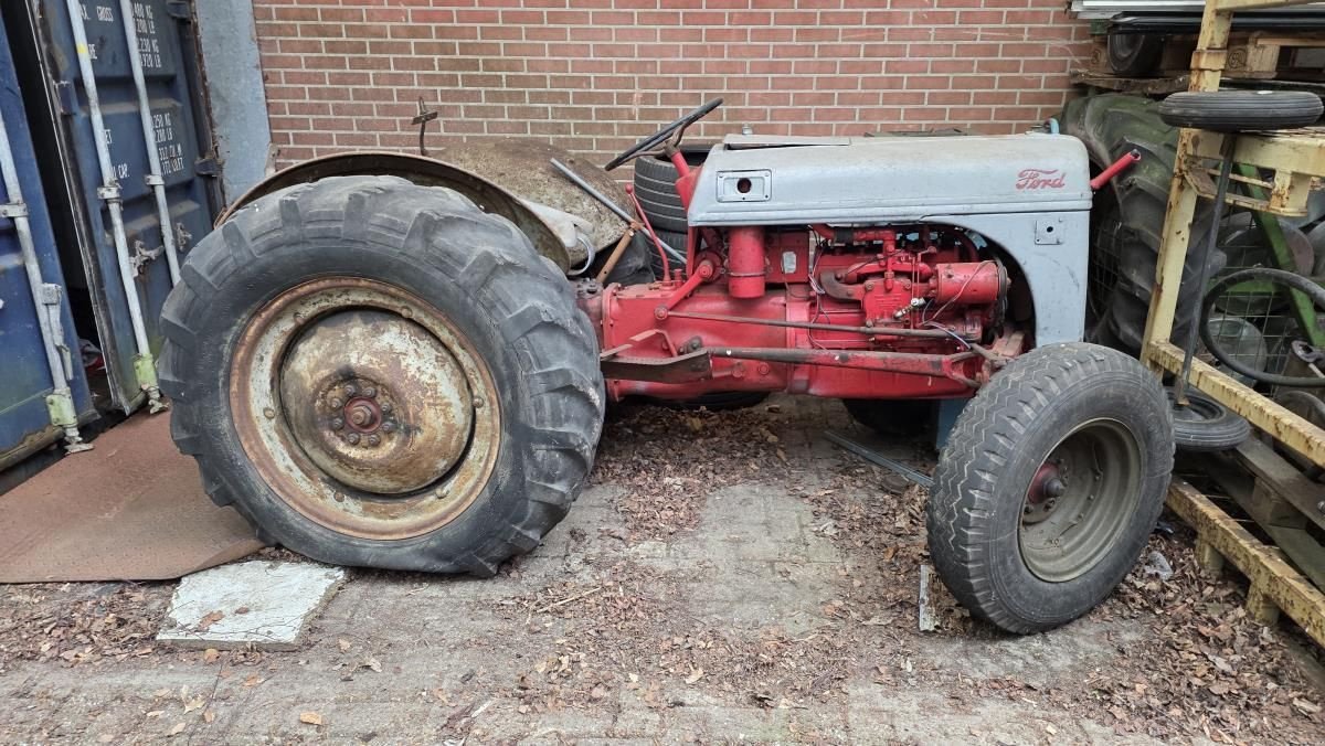 Traktor typu Ford 8N, Gebrauchtmaschine w Deurne (Zdjęcie 2)