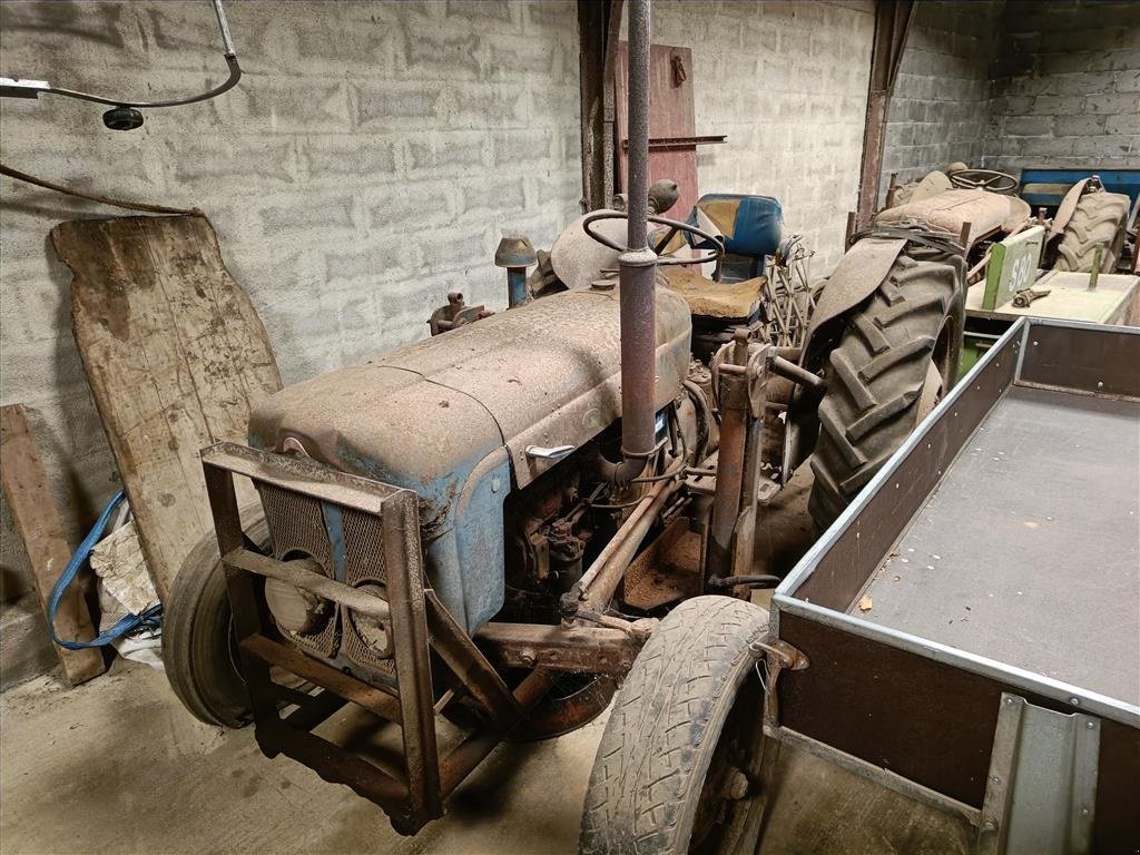 Traktor типа Ford Dexta Med læsser, Gebrauchtmaschine в Egtved (Фотография 4)