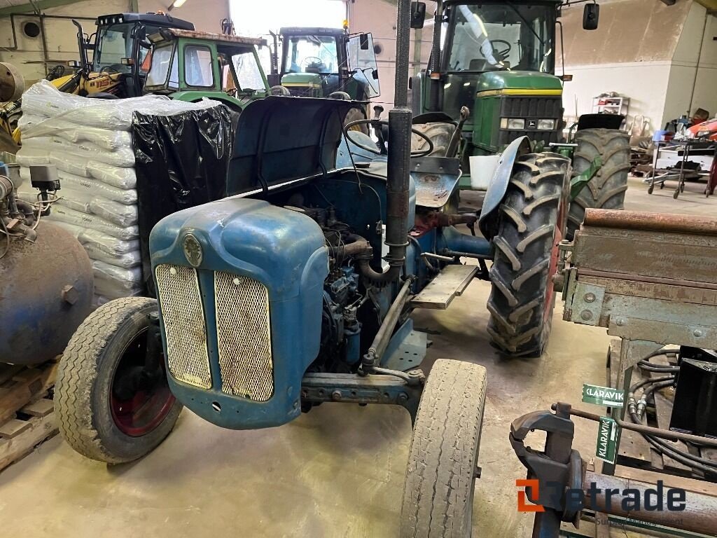 Traktor Türe ait Ford Dexta, Gebrauchtmaschine içinde Rødovre (resim 1)