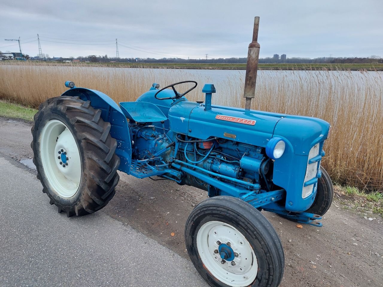 Traktor типа Ford Dexta, Gebrauchtmaschine в Ouderkerk aan den IJssel (Фотография 3)