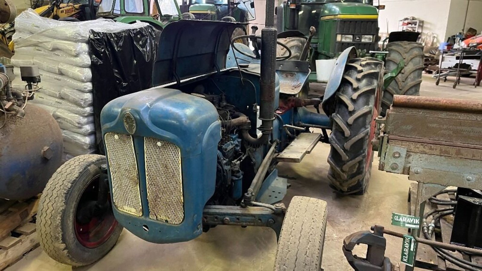 Traktor tipa Ford Dextra, Gebrauchtmaschine u Rødovre (Slika 1)