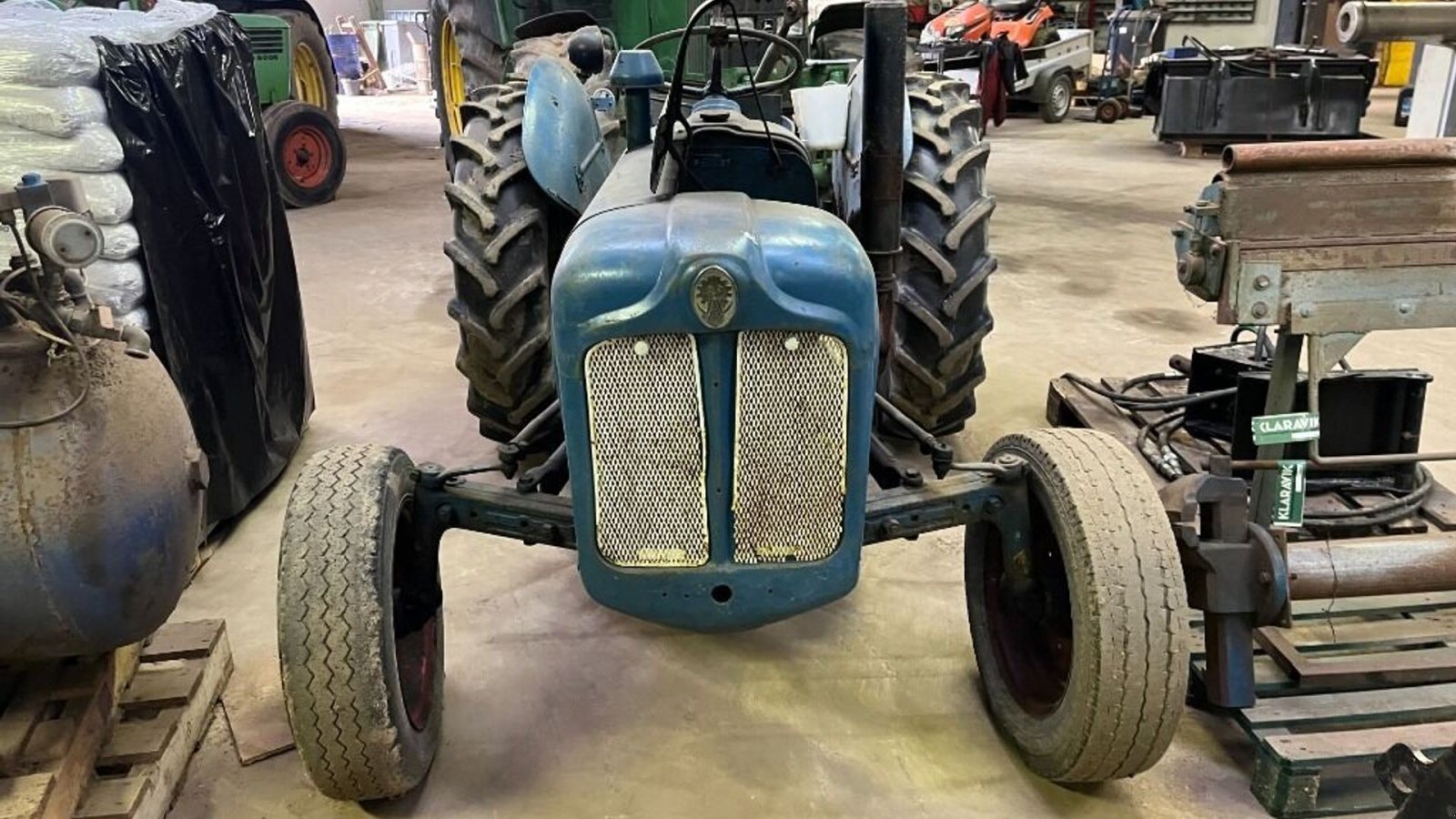 Traktor tipa Ford Dextra, Gebrauchtmaschine u Rødovre (Slika 2)