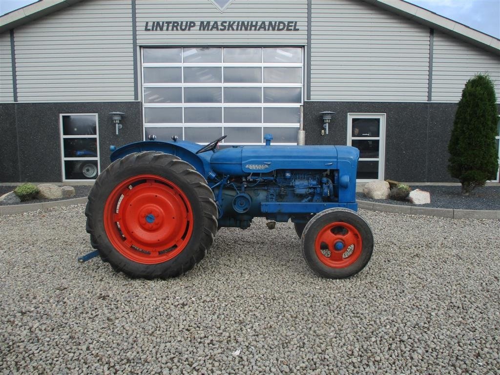 Traktor des Typs Ford Major Diesel traktor, Gebrauchtmaschine in Lintrup (Bild 3)