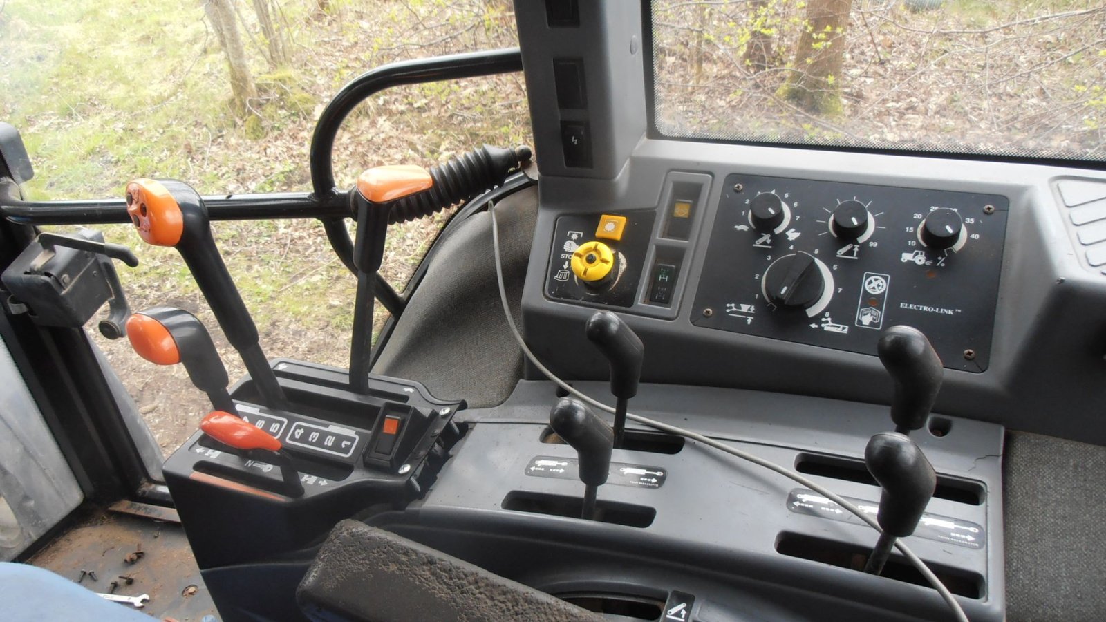 Traktor des Typs Ford SLE  4 WD ,, Gebrauchtmaschine in Varde (Bild 6)