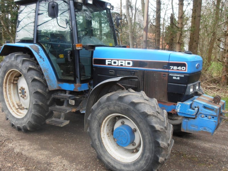 Traktor des Typs Ford SLE  4 WD ,, Gebrauchtmaschine in Varde