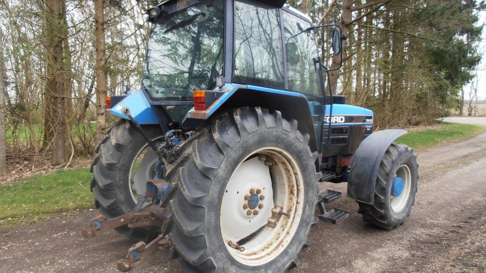 Traktor des Typs Ford SLE  4 WD ,, Gebrauchtmaschine in Varde (Bild 4)