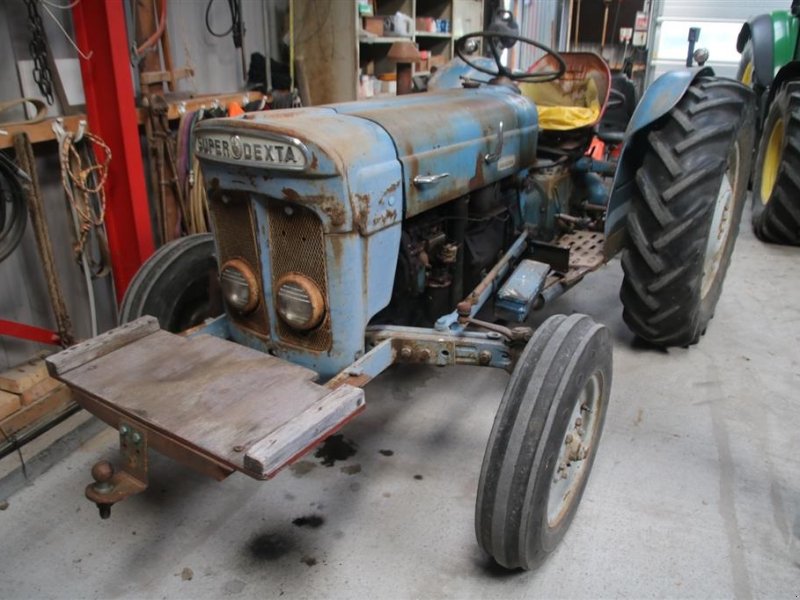 Traktor za tip Ford Super Dexta i pæn stand., Gebrauchtmaschine u Høng (Slika 1)