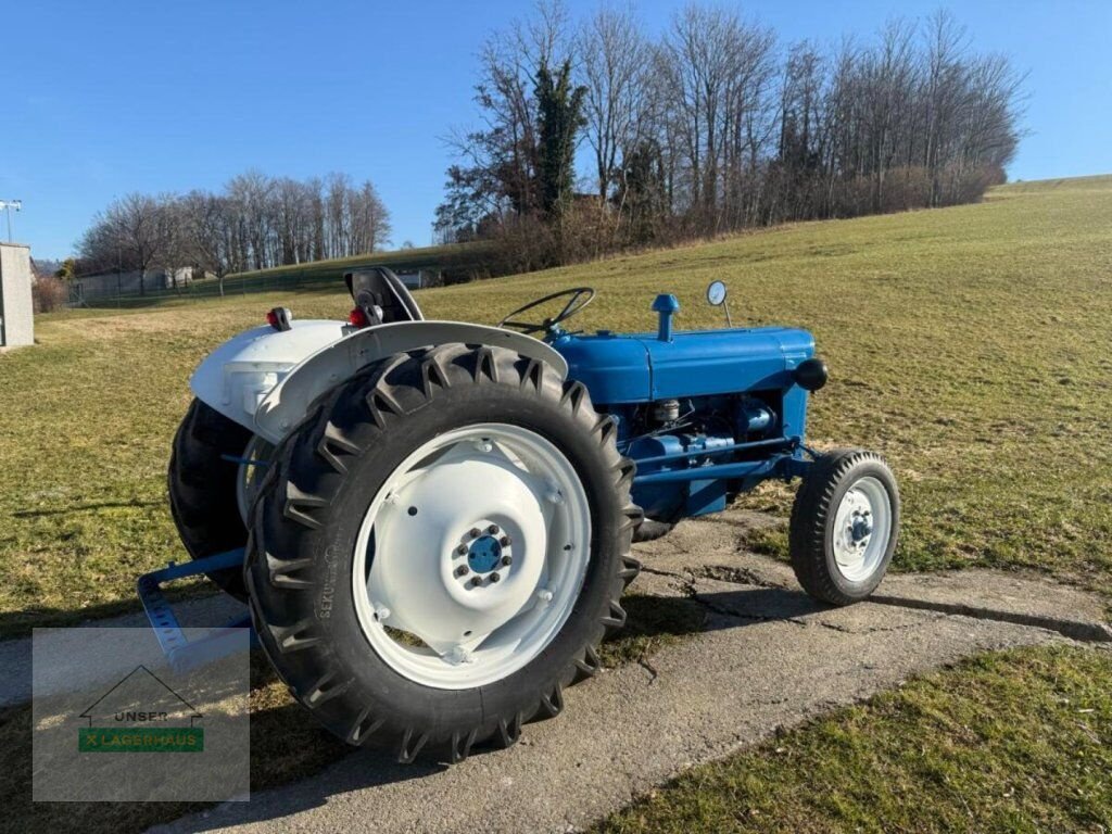 Traktor of the type Ford SUPER DEXTA, Gebrauchtmaschine in Aschbach (Picture 4)