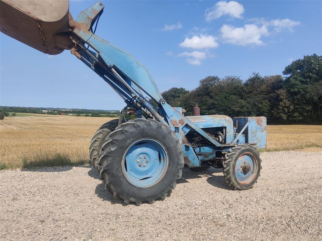 Traktor des Typs Ford Super Major 4 WD ROADLESS  omvendt læssemaskine, Gebrauchtmaschine in Skive (Bild 1)