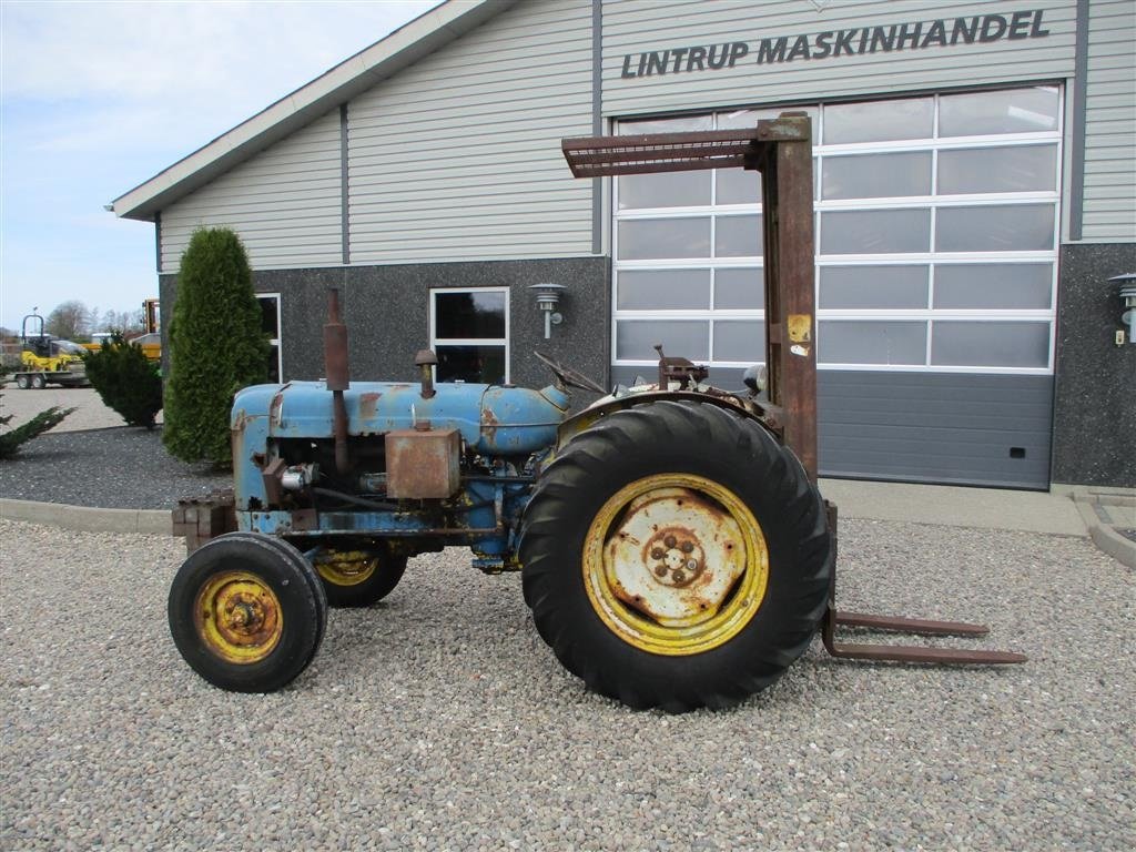 Traktor des Typs Ford Super Major Med trucktårn, Gebrauchtmaschine in Lintrup (Bild 7)