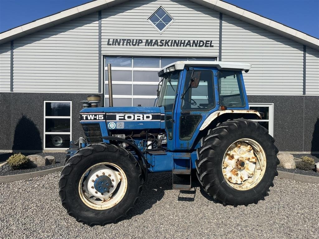 Traktor Türe ait Ford TW 15 F II med HEVA opklappelig frontlift, Gebrauchtmaschine içinde Lintrup (resim 1)