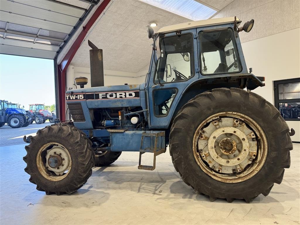 Traktor des Typs Ford TW 15 MED NÆSTEN NYE DÆK!, Gebrauchtmaschine in Nørager (Bild 4)