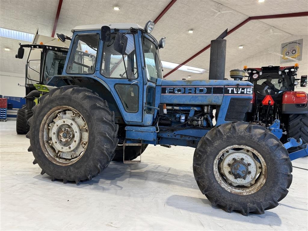 Traktor des Typs Ford TW 15 MED NÆSTEN NYE DÆK!, Gebrauchtmaschine in Nørager (Bild 11)