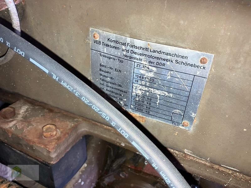 Traktor van het type Fortschritt ZT 325 A, Gebrauchtmaschine in Salsitz (Foto 13)