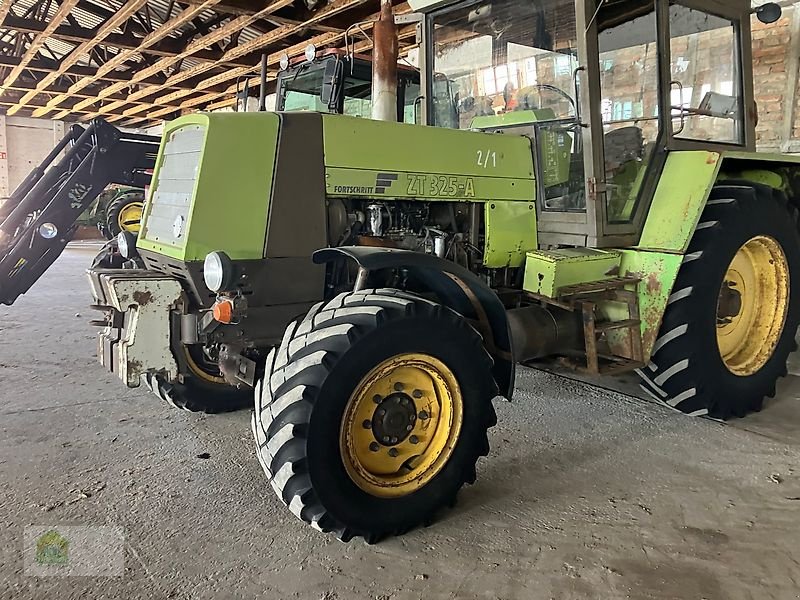 Traktor van het type Fortschritt ZT 325 A, Gebrauchtmaschine in Salsitz (Foto 3)