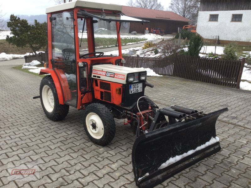 Traktor des Typs Gutbrod 4200 H, Gebrauchtmaschine in Kößlarn (Bild 1)