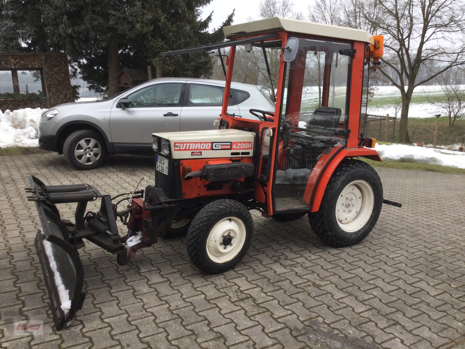 Traktor des Typs Gutbrod 4200 H, Gebrauchtmaschine in Kößlarn (Bild 2)