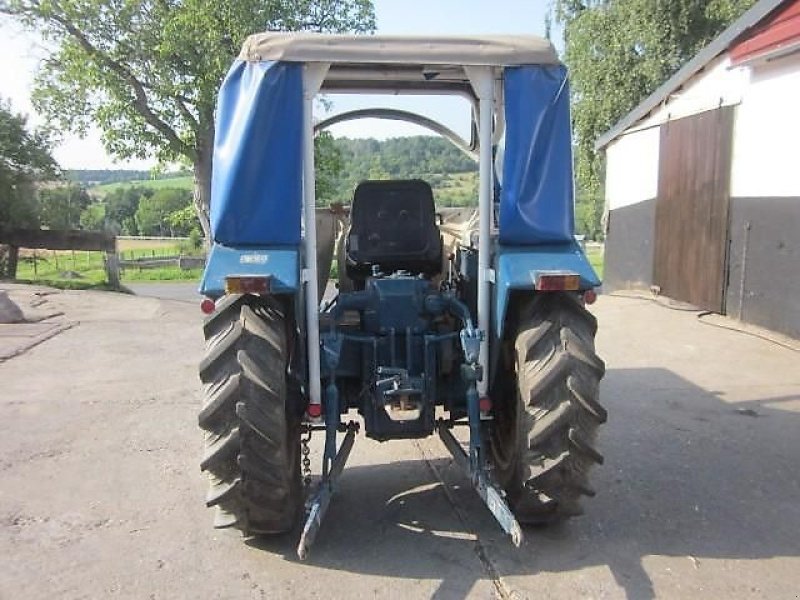 Traktor типа Hanomag 400, Gebrauchtmaschine в Ziegenhagen (Фотография 3)