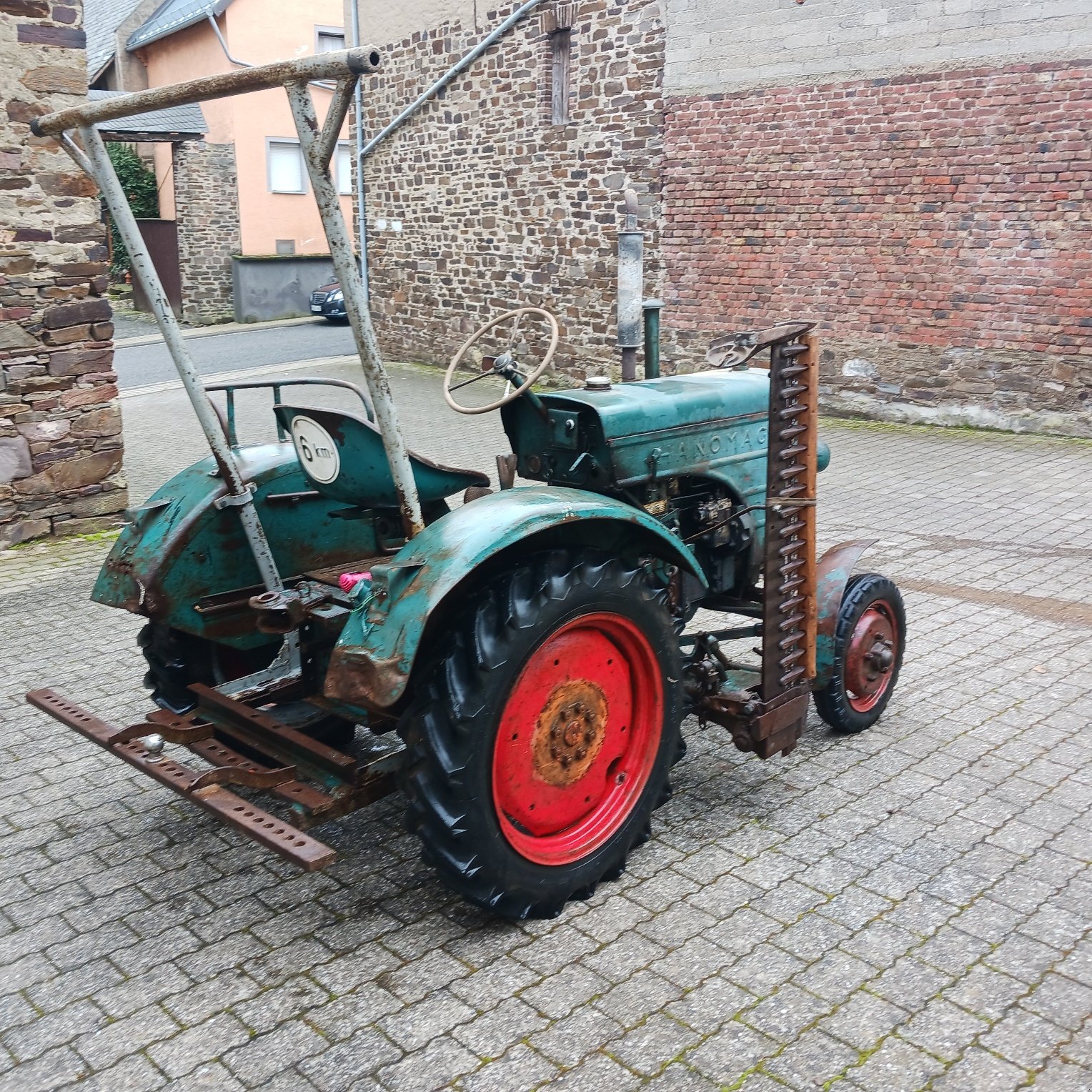 Traktor des Typs Hanomag R 16, Gebrauchtmaschine in Münstermaifeld (Bild 2)