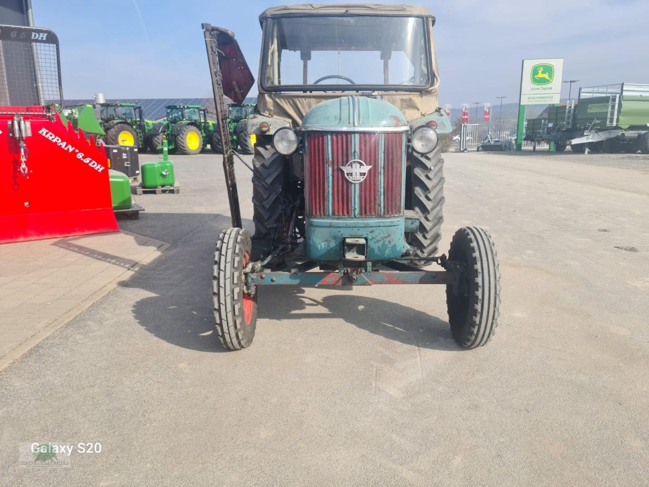 Traktor of the type Hanomag R 324 SA, Gebrauchtmaschine in Hofheim (Picture 2)