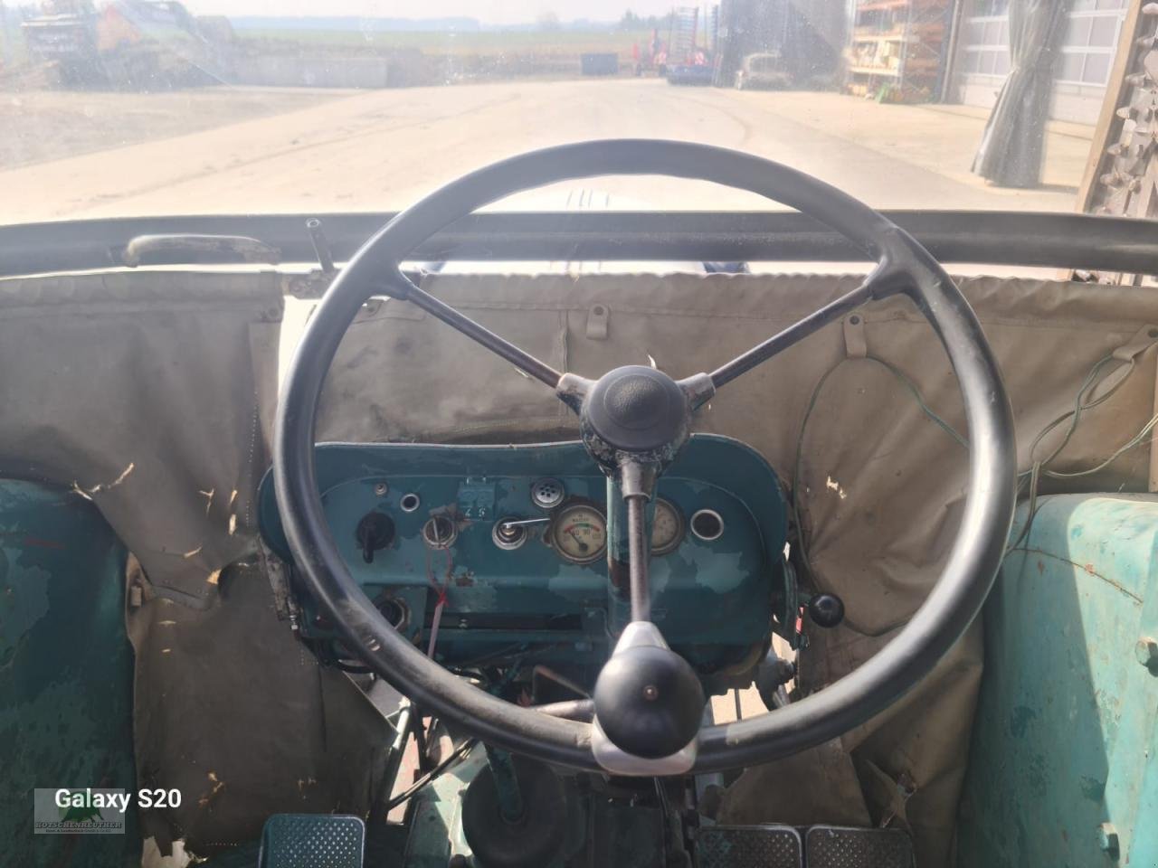 Traktor of the type Hanomag R 324 SA, Gebrauchtmaschine in Hofheim (Picture 7)