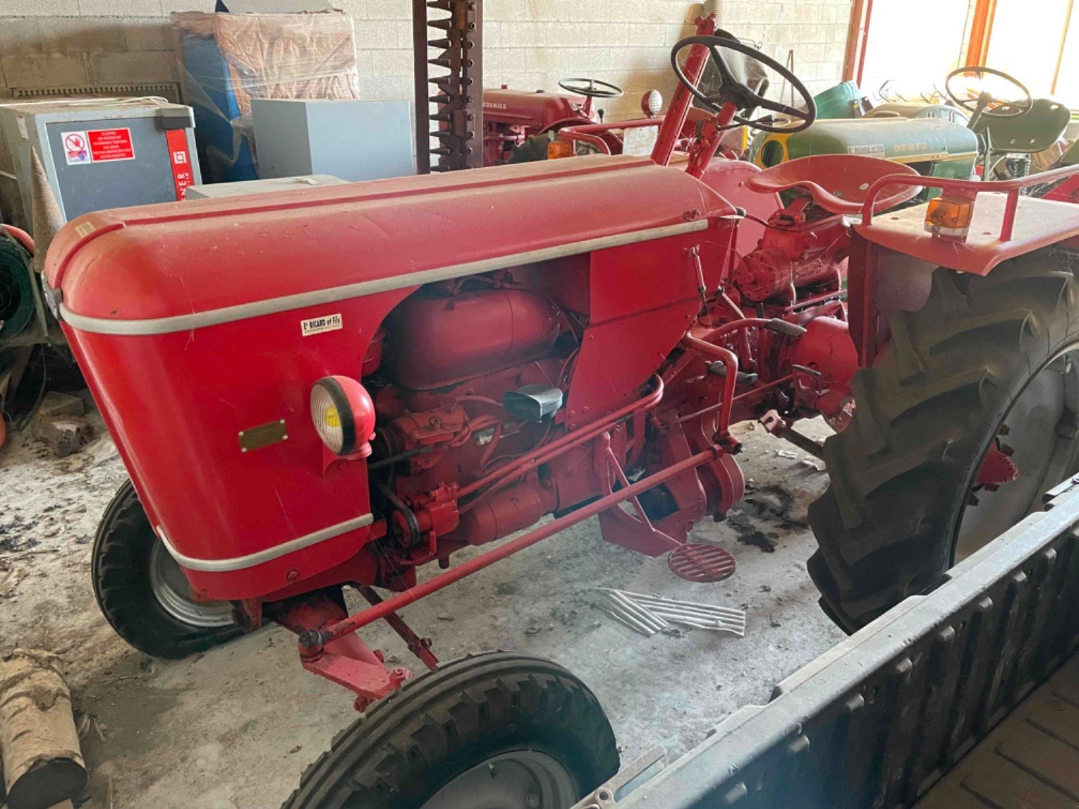 Traktor of the type Heywang Tracteur agricole HD 22 Heywang, Gebrauchtmaschine in LA SOUTERRAINE (Picture 4)