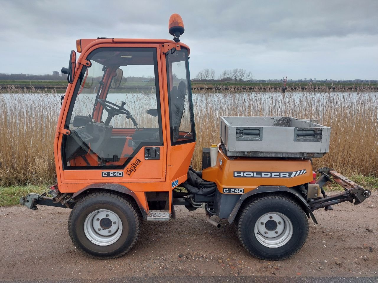 Traktor от тип Holder C240, Gebrauchtmaschine в Ouderkerk aan den IJssel (Снимка 3)