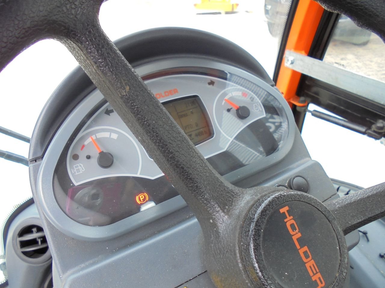 Traktor от тип Holder C250, Gebrauchtmaschine в Hedel (Снимка 4)