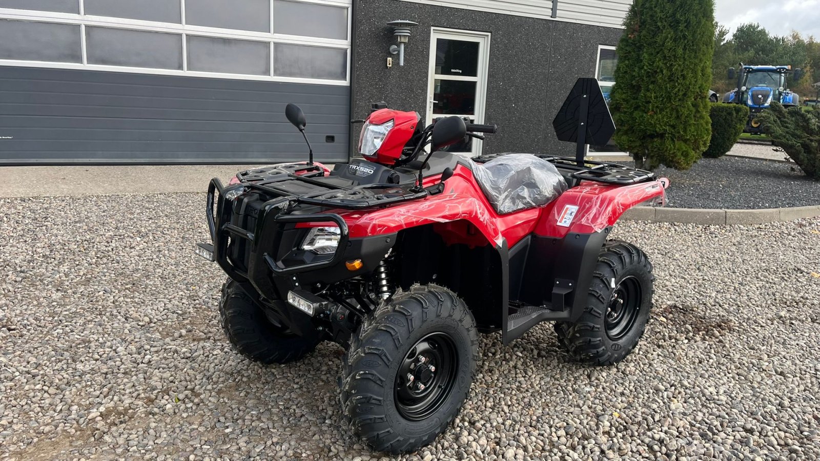 Traktor des Typs Honda TRX 520 FA Traktor. STORT LAGER AF HONDA ATV. Vi hjælper gerne med at levere den til dig, og bytter gerne. KØB-SALG-BYTTE se mere på www.limas.dk, Gebrauchtmaschine in Lintrup (Bild 2)