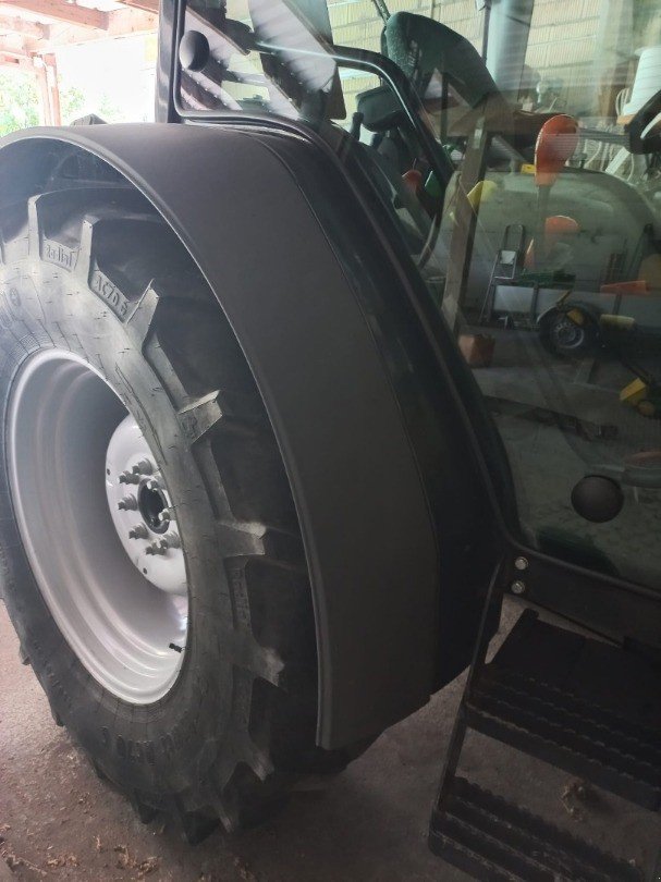 Traktor van het type Hürlimann XA-90 Tradition, Gebrauchtmaschine in Buochs NW (Foto 7)