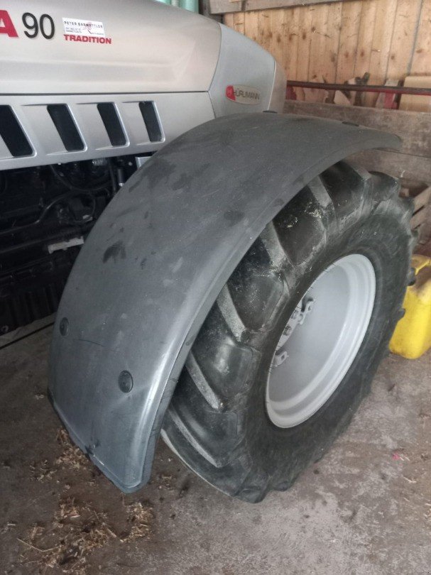 Traktor van het type Hürlimann XA-90 Tradition, Gebrauchtmaschine in Buochs NW (Foto 6)