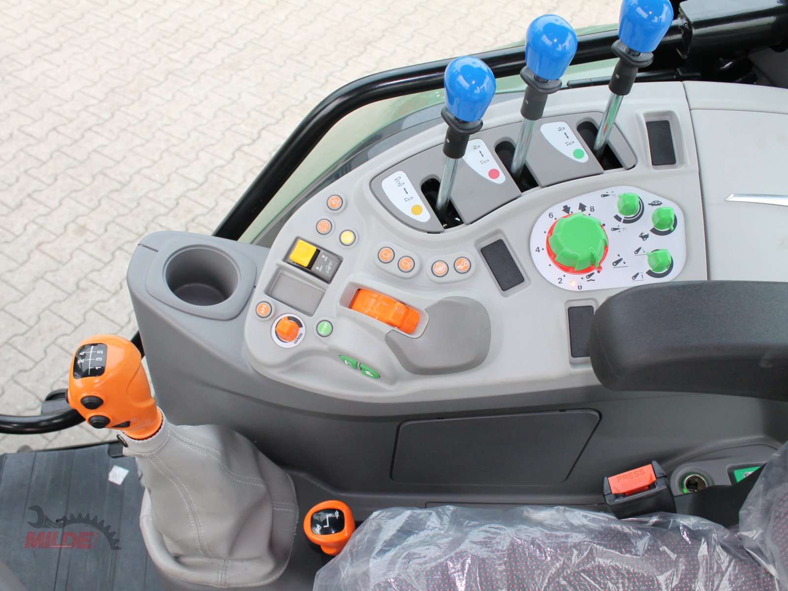 Traktor typu Hürlimann XB 115 GS, Neumaschine v Gebenbach (Obrázek 11)