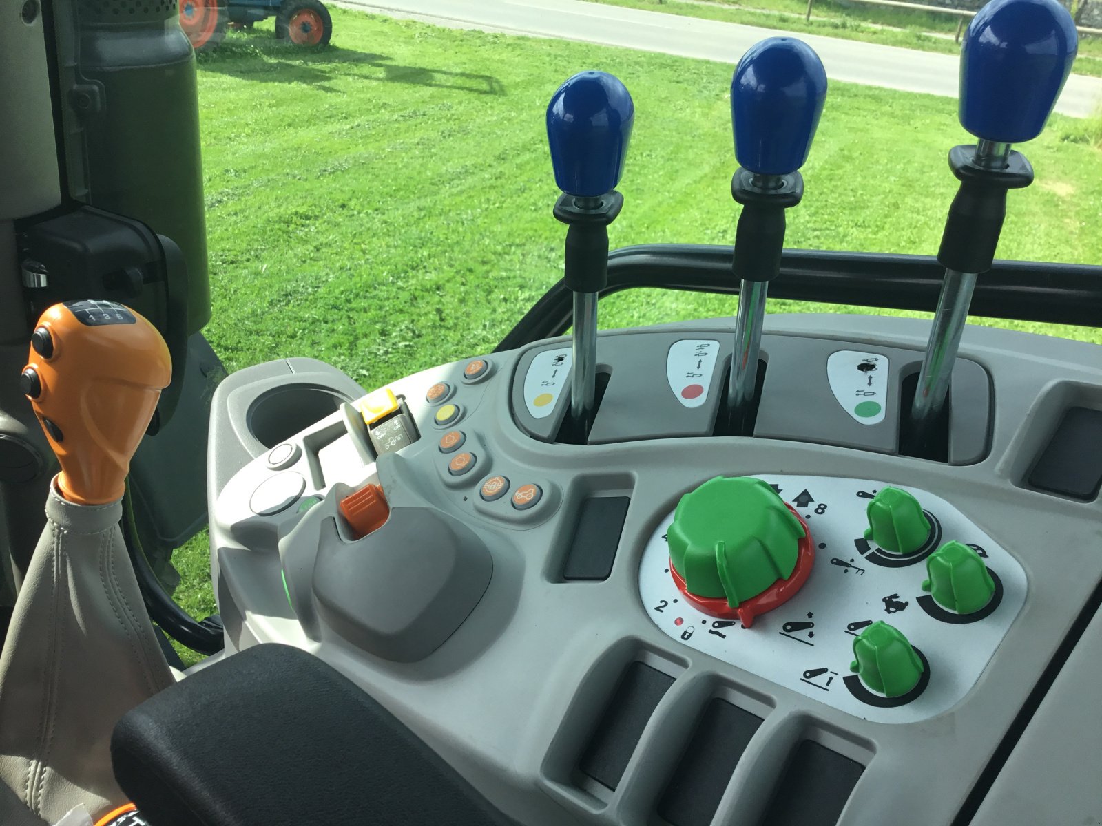 Traktor des Typs Hürlimann XB 95 Aktion, Neumaschine in Zussdorf (Bild 5)