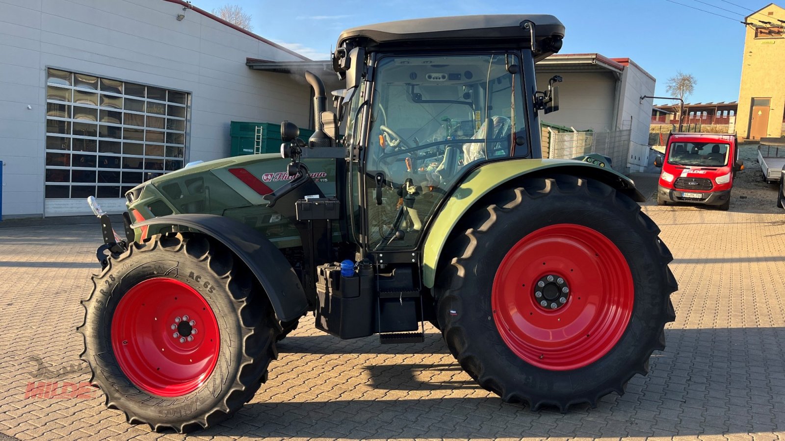 Traktor des Typs Hürlimann XL.K 115 GS / Deutz-Fahr 6115C, Neumaschine in Gebenbach (Bild 4)