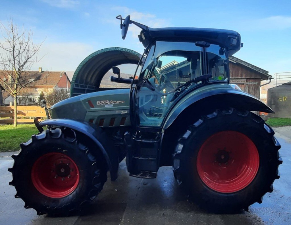 Traktor типа Hürlimann XM 130 T4i V-Drive, Gebrauchtmaschine в Wilchingen (Фотография 4)