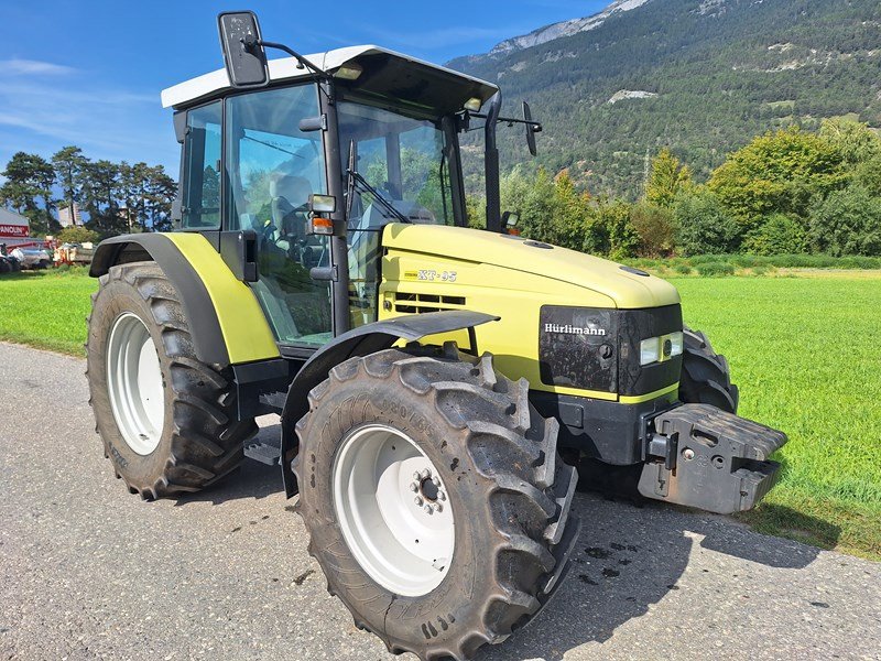 Traktor des Typs Hürlimann XT-95 Traktor, Gebrauchtmaschine in Chur (Bild 1)