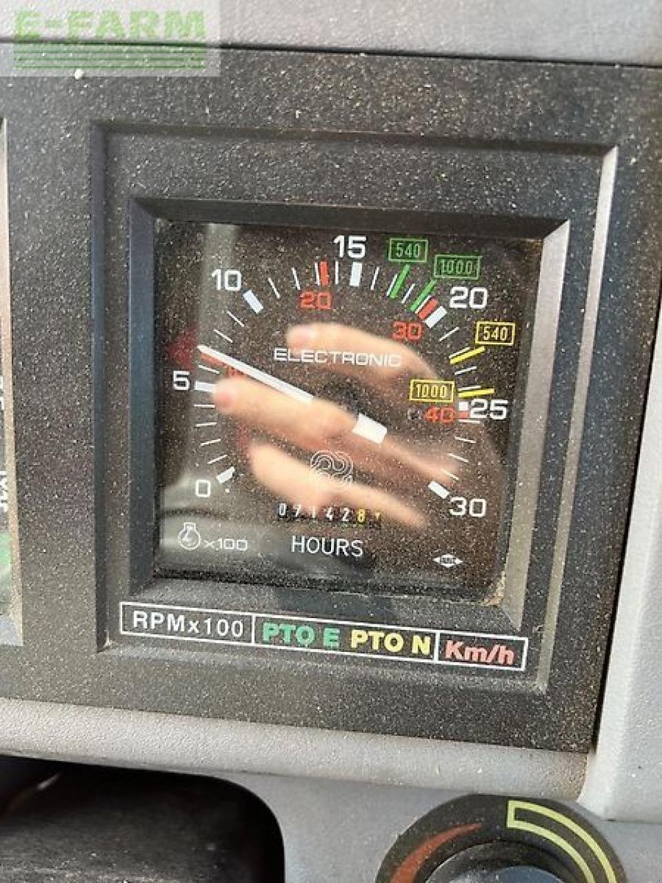 Traktor des Typs Hürlimann xt908, Gebrauchtmaschine in SUDERBURG/HOLXEN (Bild 11)