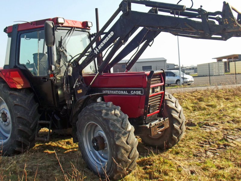 Traktor типа IHC 1056 Frontlader+Druckluft, Gebrauchtmaschine в Mittelsdorf (Фотография 1)