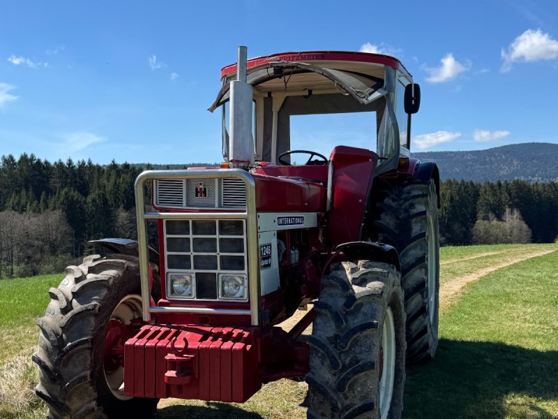 Traktor des Typs IHC 1246, Gebrauchtmaschine in Metten (Bild 1)